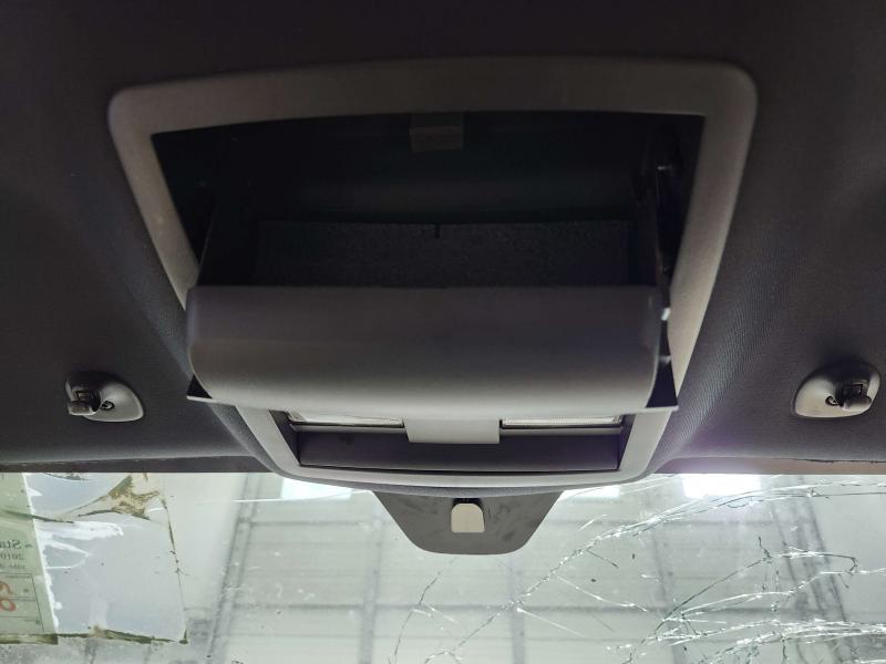2010 Dodge Challenger Front Console