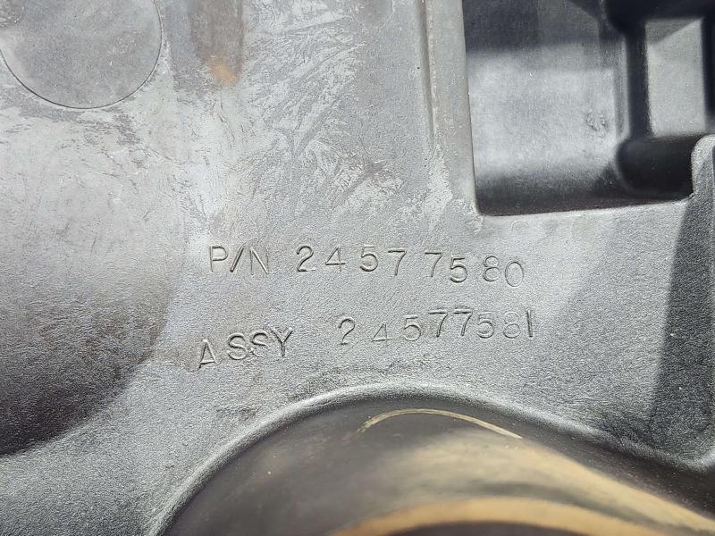 2002 Chevrolet Trailblazer Valve Cover