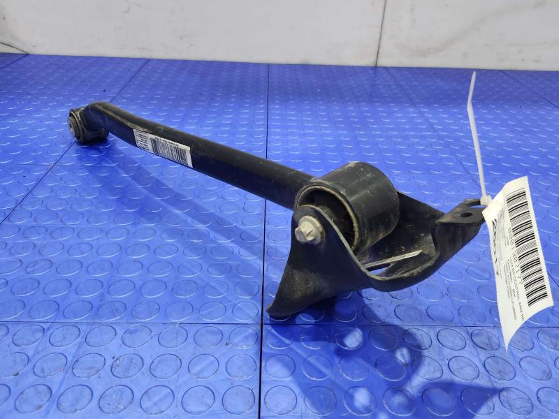 2020 Jeep Renegade Lower Control Arm Rr