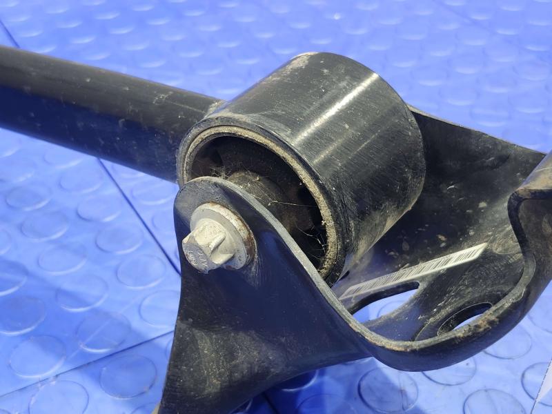 2020 Jeep Renegade Lower Control Arm Rr