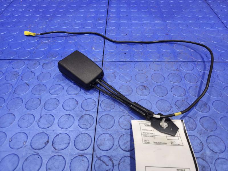 2012 Mercedes Sprinter Front Seat Belt