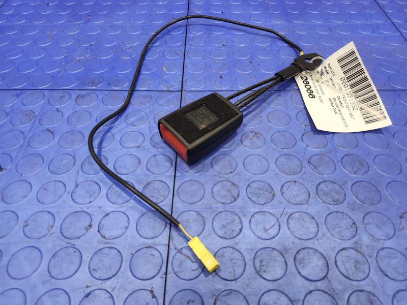 2012 Mercedes Sprinter Front Seat Belt