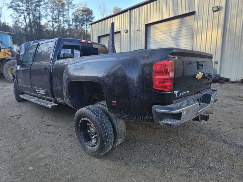 2019 Chevrolet Silverado 3500 Center Pillar