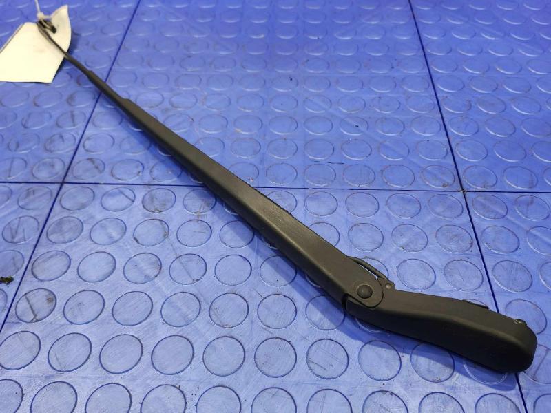 2015 Ford F-150 Wiper Arm