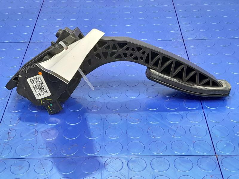 2018 Chevrolet Malibu Pedal Assembly
