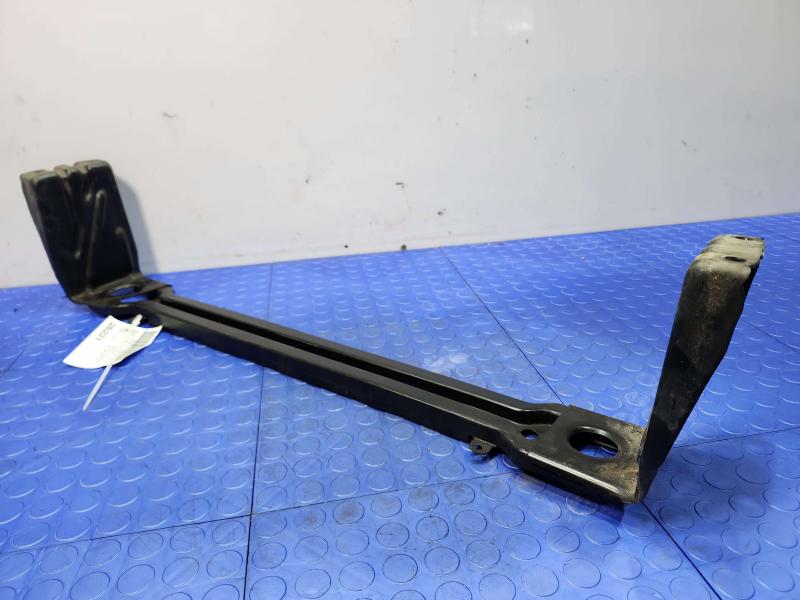 2014 Chrysler 300 Radiator Support