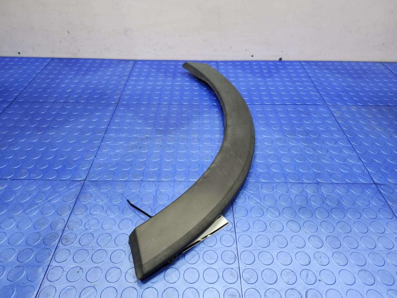 2016 Ford Transit 250 Wheel Opening Moulding