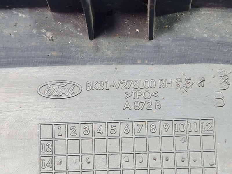 2016 Ford Transit 250 Wheel Opening Moulding