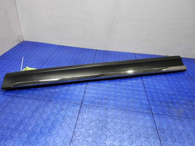 2015 Subaru Forester Front Door Moulding