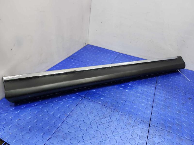 2015 Subaru Forester Front Door Moulding