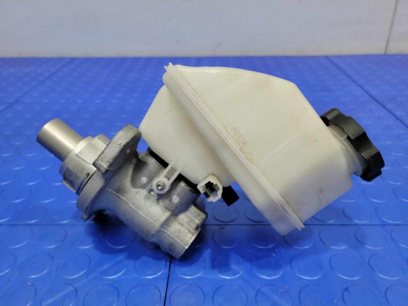 2017 Chevrolet Camaro Master Cylinder