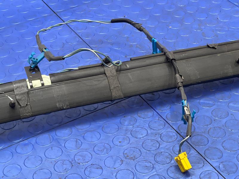 2003 Jeep Liberty Passenger Side Roof Curtain Air Bag Inflator Assembly OEM 55315018AG
