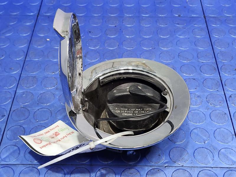 2010 Dodge Challenger Fuel Tank Door