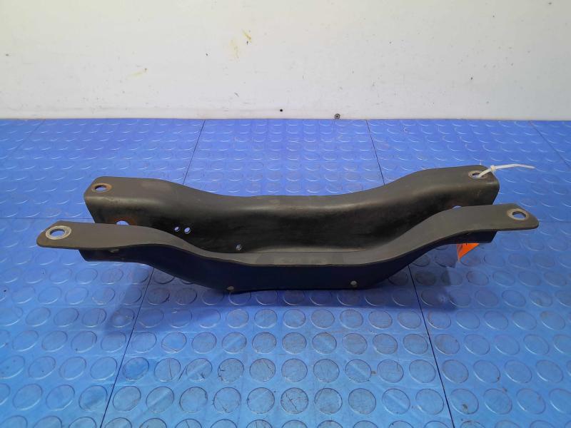 2001-2005 Ford Explorer Sport Trac 4x4 Automatic Transmission Crossmember OEM