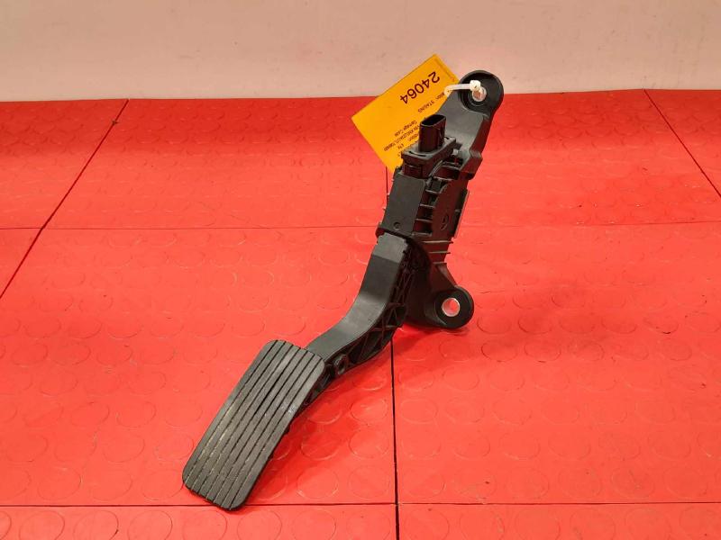 2020-2024 Kia Soul Accelerator Pedal Assembly Genuine OEM Part 32700F2100