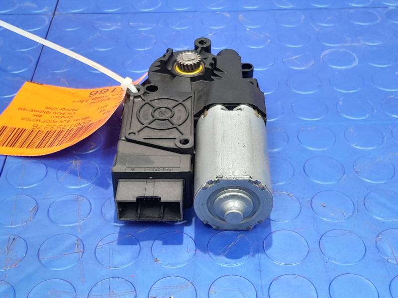 2017-2019 Jaguar XE XF Sunroof Motor Module Assembly Genuine OEM JX7353508AA