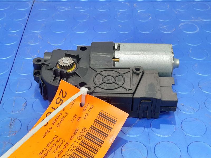 2017-2019 Jaguar XE XF Sunroof Motor Module Assembly Genuine OEM JX7353508AA