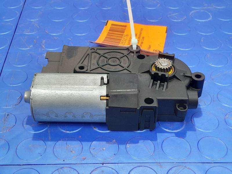 2017-2019 Jaguar XE XF Sunroof Motor Module Assembly Genuine OEM JX7353508AA