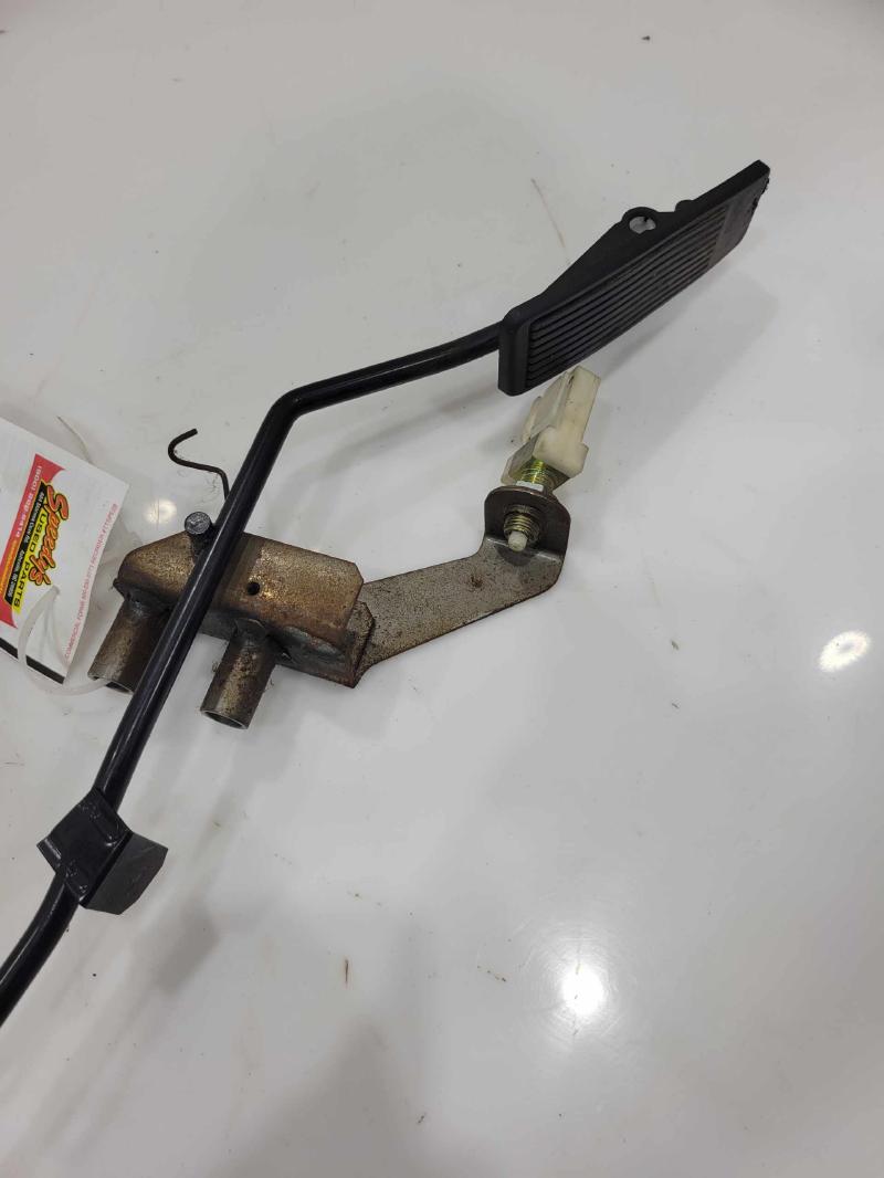 1990 - 1996 Nissan 300ZX Accelerator Pedal Assembly OEM 18010-30P05