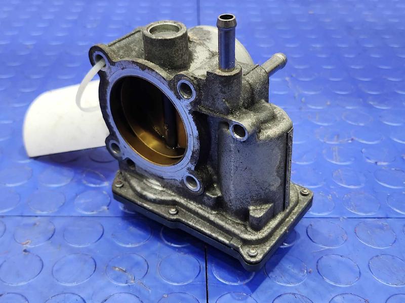 2013 Toyota Prius Throttle Body/Valve Assy