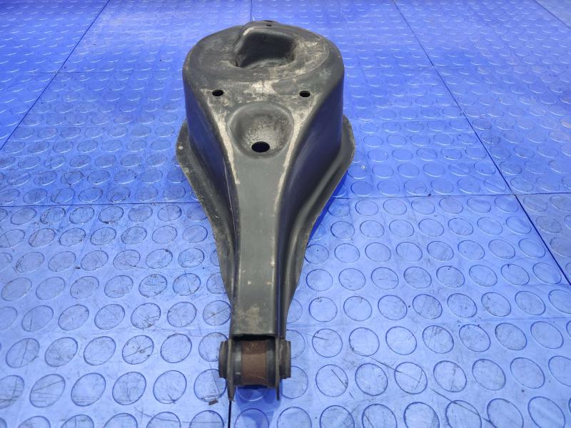 2013 Nissan Pathfinder Lower Control Arm Rr