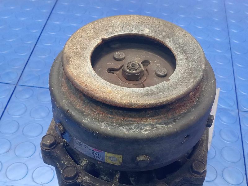 2002 Mitsubishi Monterosp A/C Air Compressor