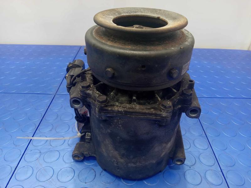 2002 Mitsubishi Monterosp A/C Air Compressor