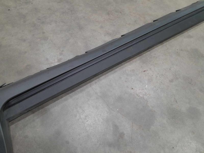 2017 Lincoln MKC Rocker Moulding