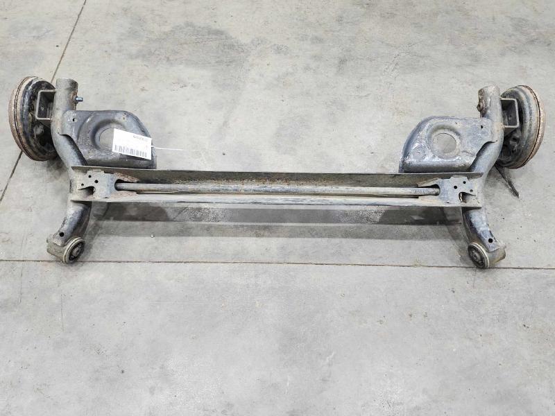 2014-2019 Nissan Versa 1.6L Rear Beam Axle Rear Suspension Assembly OEM 555013WC1B