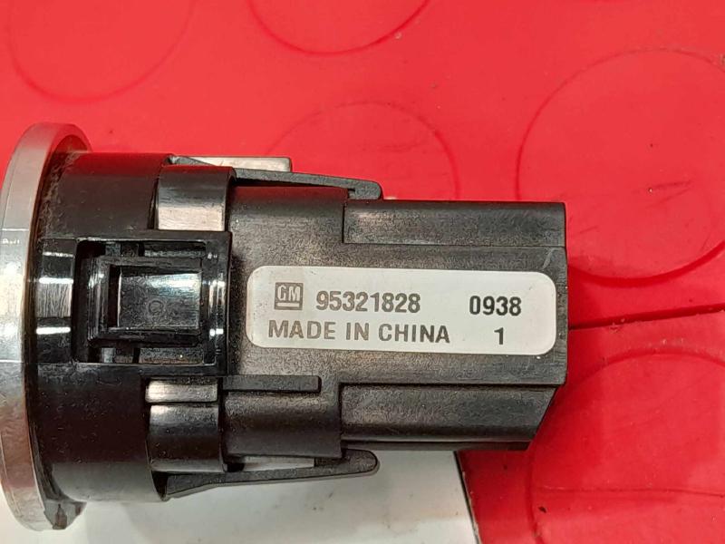 2017-2022 Buick Encore Keyless Ignition Start Stop Switch OEM 95321828