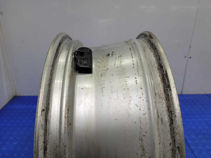 2009 Volkswagen Tiguan Wheel