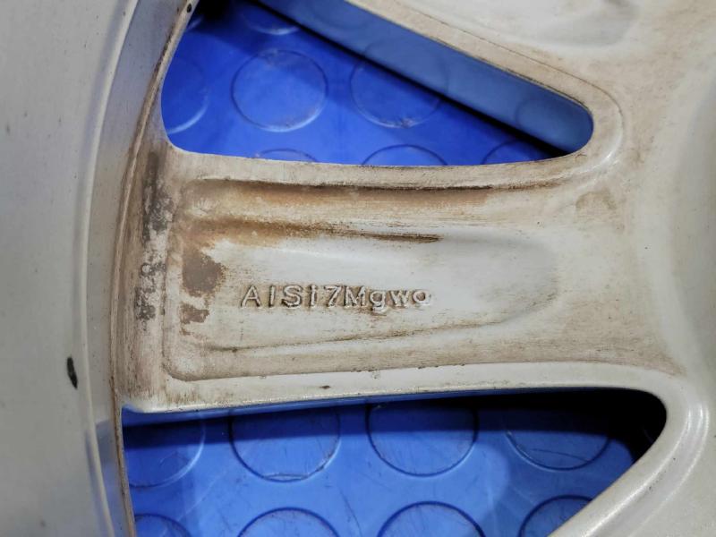 2009 Volkswagen Tiguan Wheel