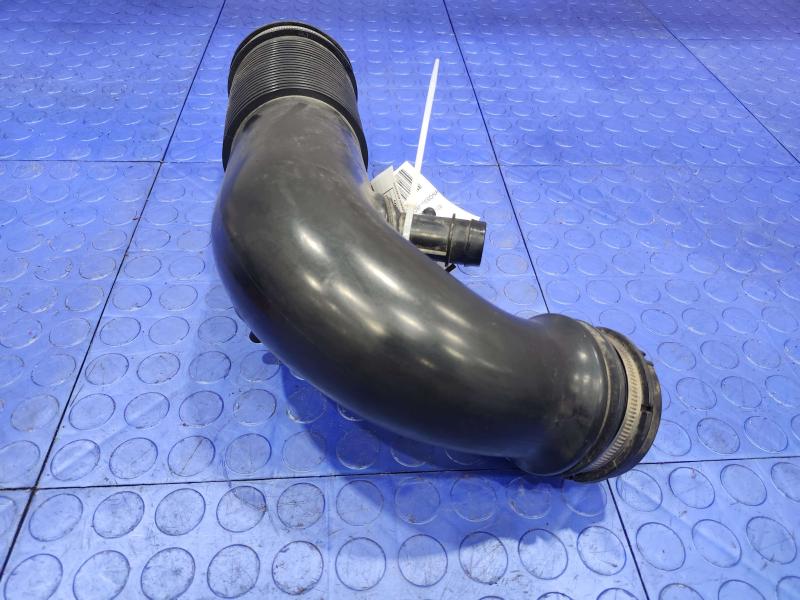 2018 Alfa Romeo Giulia Air Intake Tube/Resonator