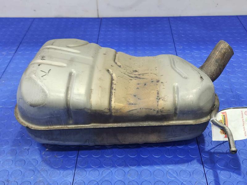 2013-2016 Volkswagen Jetta Hybrid Center Exhaust Muffler Genuine OEM 5C6253209M