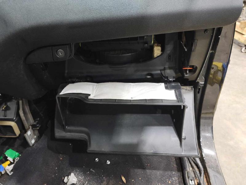 2016-2020 Kia Sorento Glove Box Compartment Black Genuine OEM 84510C6000WK