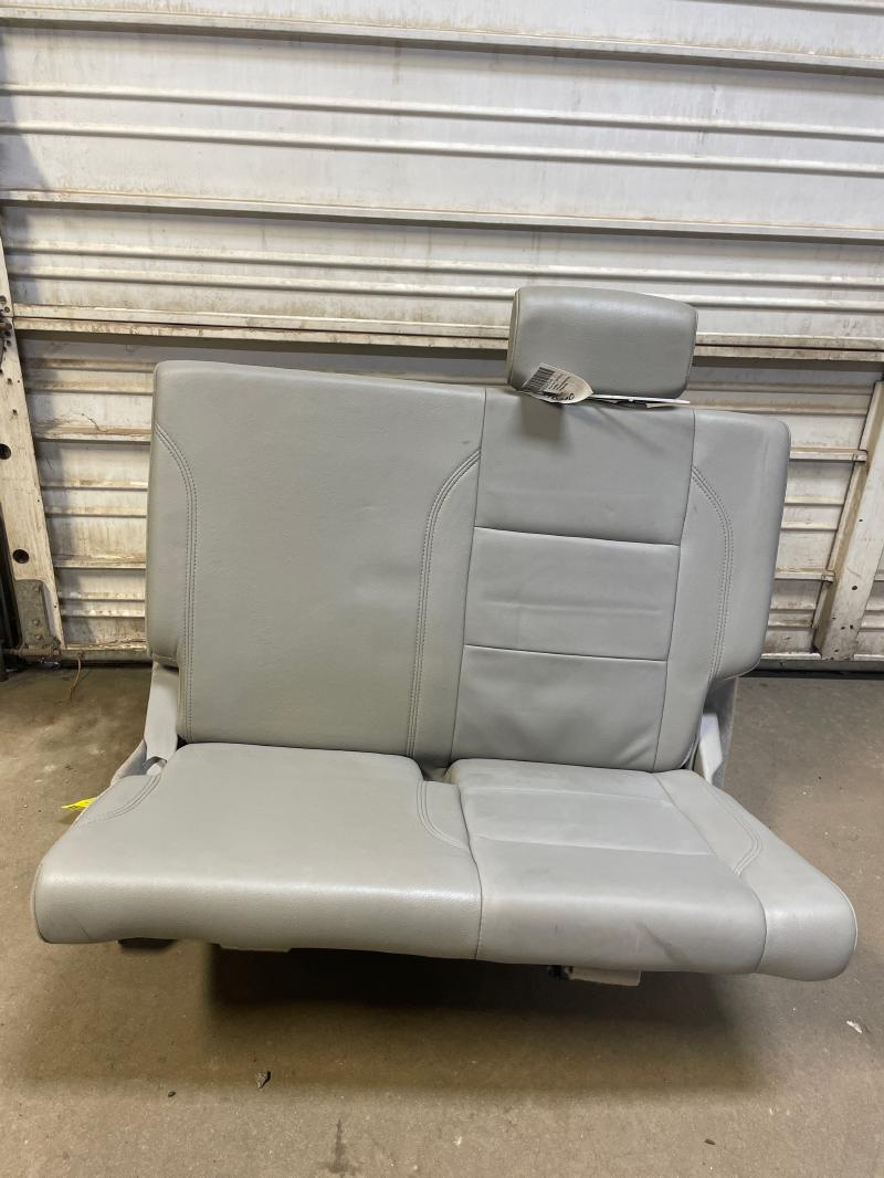 2004 2005 2006 2007 2008 2009 2010 Infiniti QX56 Third Row Seat LH Driver Side Gray Leather OEM