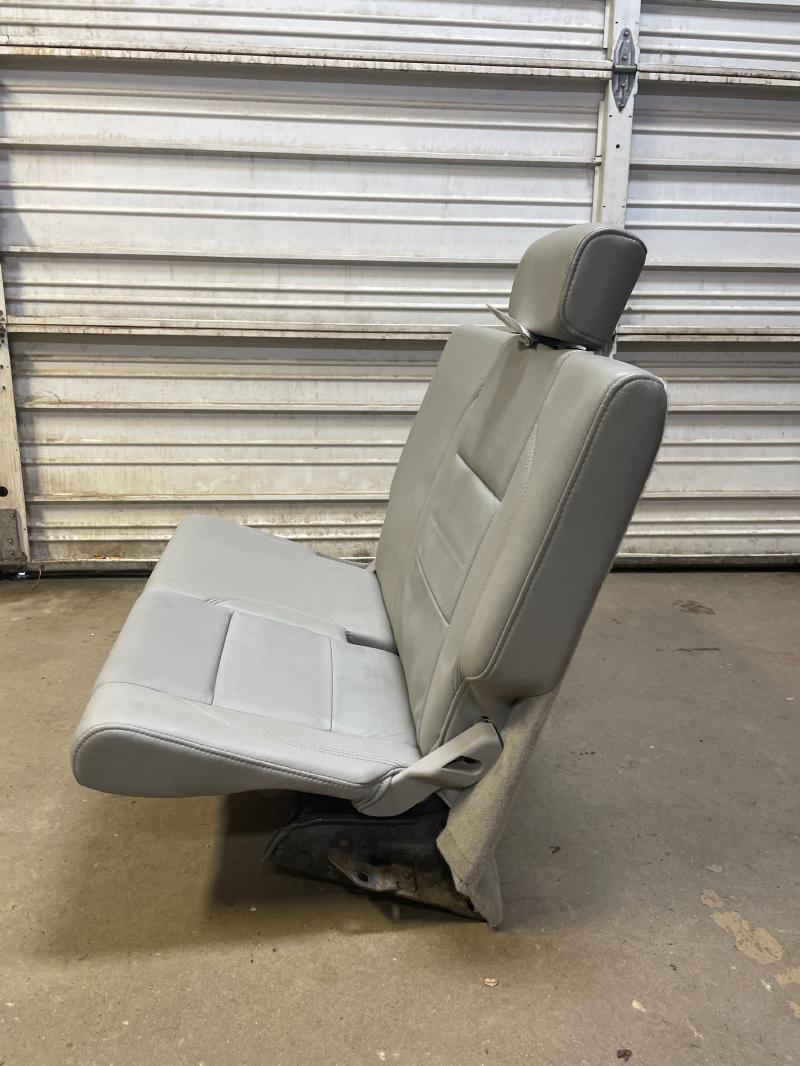 2004 2005 2006 2007 2008 2009 2010 Infiniti QX56 Third Row Seat LH Driver Side Gray Leather OEM