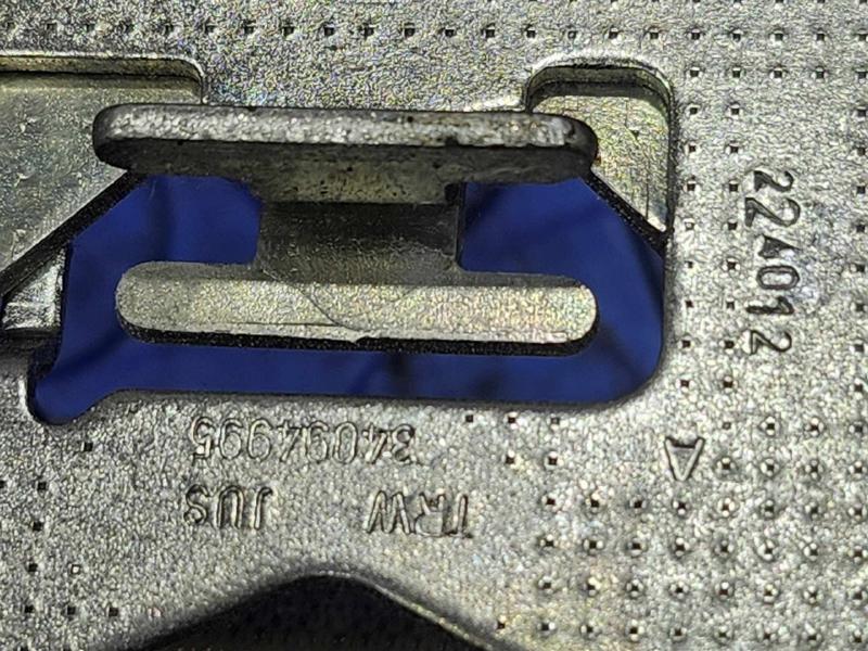 2012 Mercedes ML-Class Front Seat Belt