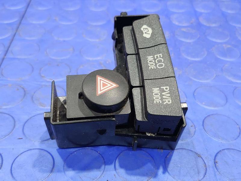 2010-2011 Toyota Prius Hazard Light Control Switch Genuine OEM 8401247021