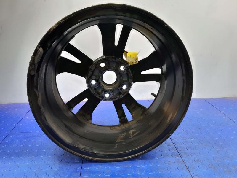 2020 Nissan Sentra Wheel