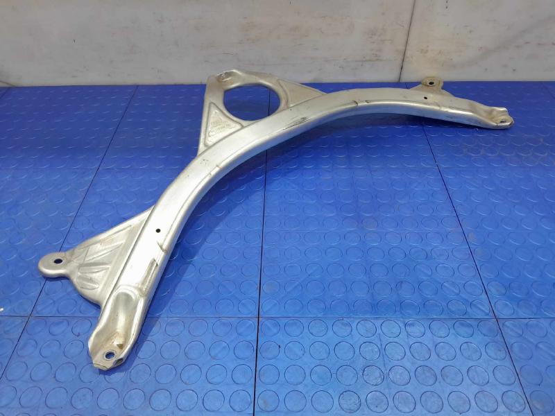 2012-2018 Audi A7 Suspension Strut Brace Genuine OEM Part 4G0805645C