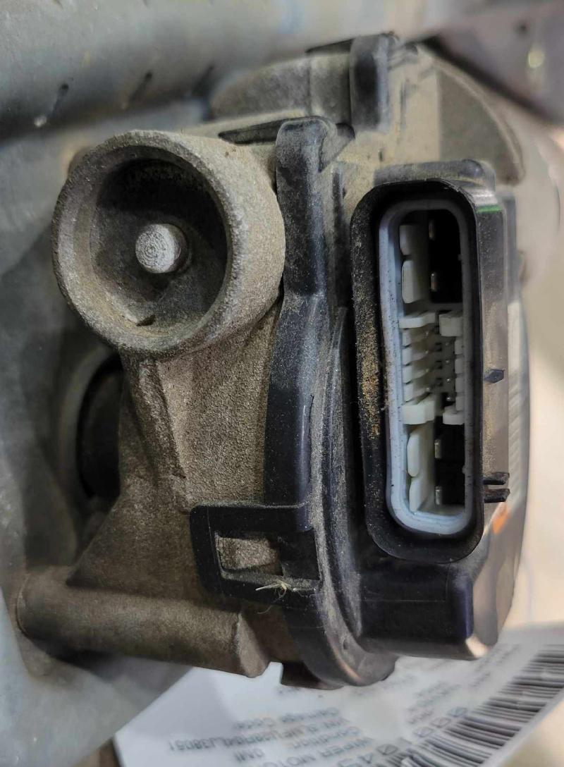 2004 Lincoln Navigator Wiper Motor Front