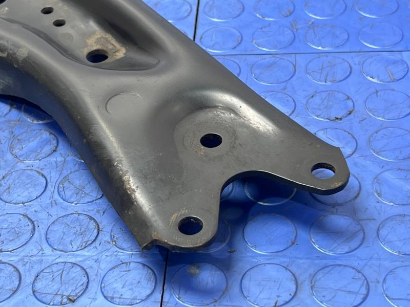 2015-2019 Audi A3 Front Lower Control Arm RH Passenger Side OEM 5Q0407152R