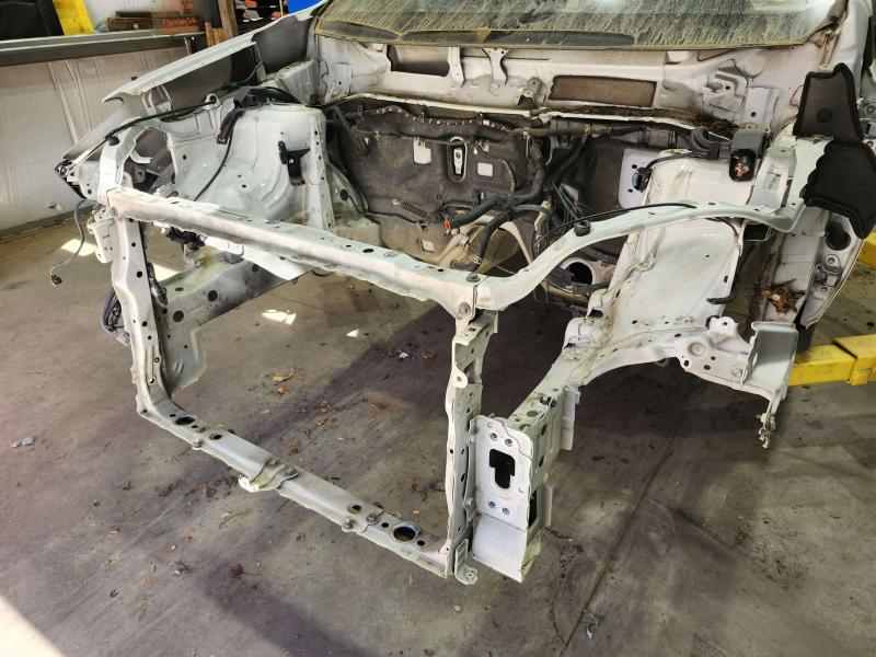 2014 Toyota RAV4 Radiator Support