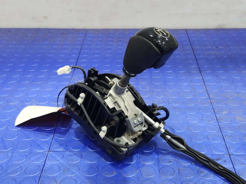 2011 Maserati Quattroporte Floor Shifter