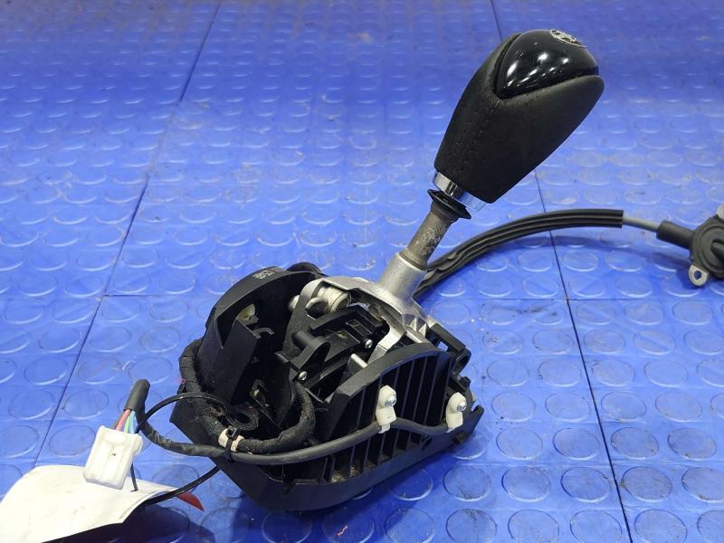2011 Maserati Quattroporte Floor Shifter