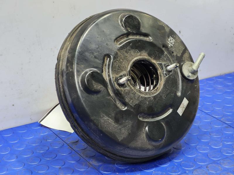 2014 Toyota RAV4 Power Brake Booster