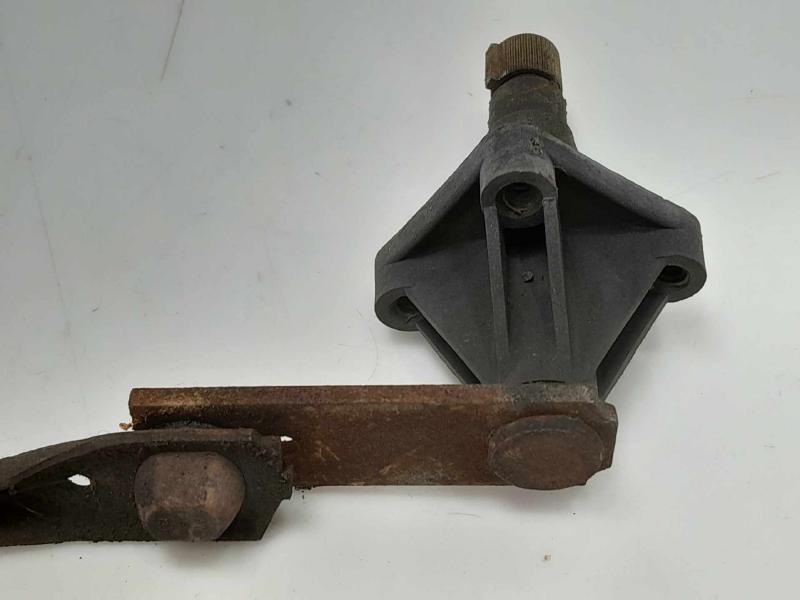1995 Chevrolet Suburban Wiper Trans. Linkage