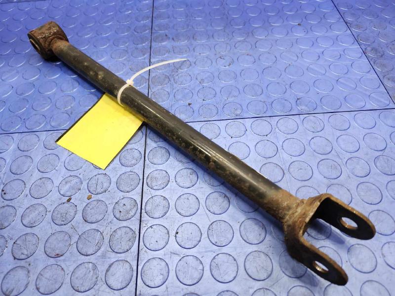 2015 Toyota Camry Lower Control Arm Rr
