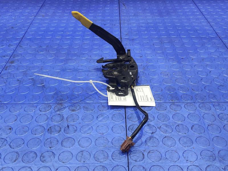 2018 Nissan Maxima Hood Latch